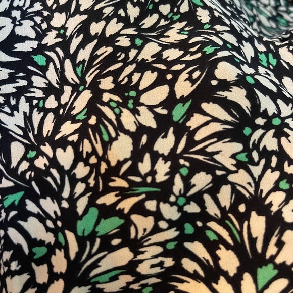 A New Day Women's Crepe Short Sleeve Midi Dress Green Floral multiple sizes - Picture 3 of 5